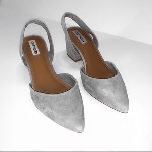 Steve Madden “Day” Gray Suede Block Heels size 9